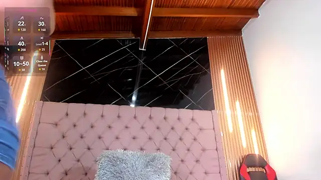 Emily Brown18 online show from 09-24-25, 03:57