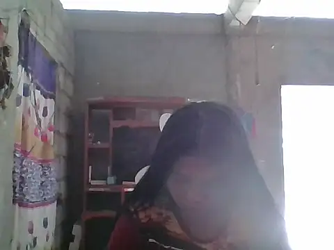 nikki zapphire online show from 03-25-26, 04:45