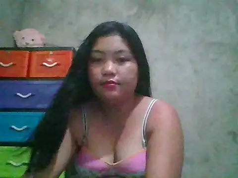 Snapshot of nikki_zapphire chatting on 11-23-25, 02:54 nikki zapphire online show from 11-23-25, 02:54