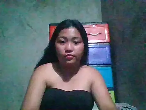 nikki zapphire online show from 04-12-26, 02:09