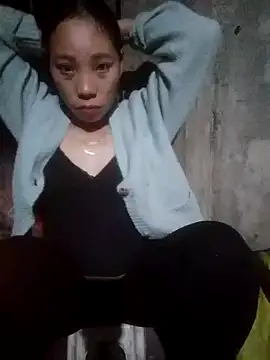 Phuong xxx online show from 12-23-25, 10:47