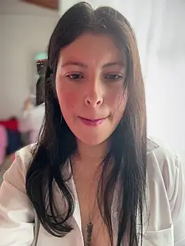 Mia salinass online show from 03-25-26, 06:29