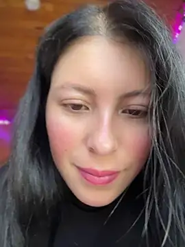 Mia salinass online show from 06-21-26, 08:03