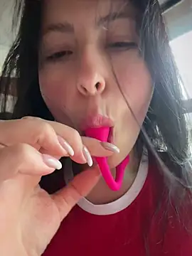 Mia salinass online show from 07-02-26, 08:26