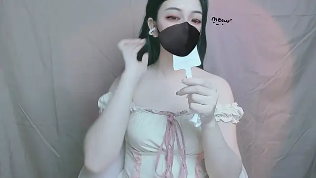 Sparkly Candy online show from 01-13-26, 04:16