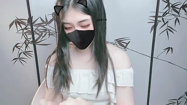 Sparkly Candy online show from 12-02-25, 08:16