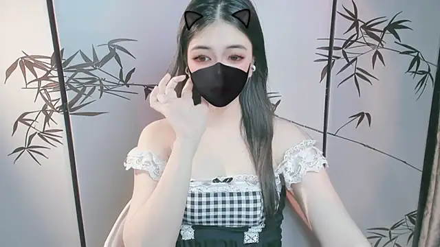 Sparkly Candy online show from 11-06-25, 03:10