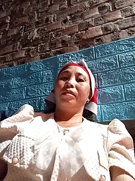 me-cute online show from 12-16-25, 11:09