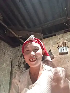 me-cute online show from 10-29-25, 11:20