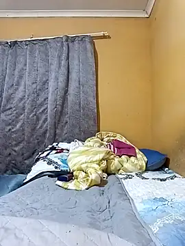 HappygalTheQueen online show from 12-20-25, 06:22