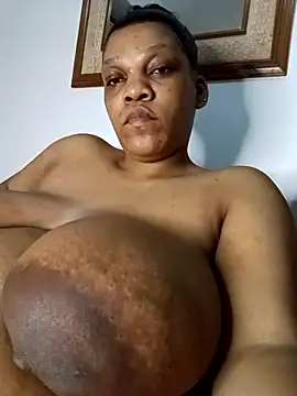 HappygalTheQueen online show from 03-29-26, 12:01