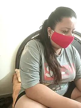 payal 261072  online show from 11-23-25, 04:11