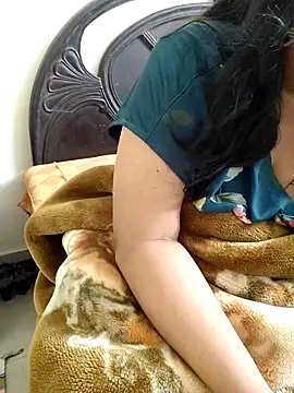 payal 261072  online show from 11-30-25, 08:42