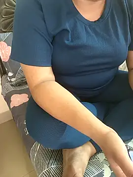 payal 261072  online show from 09-22-25, 03:01