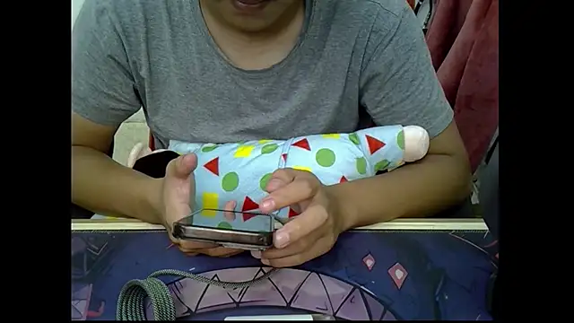 zhu000000 online show from 10-07-25, 09:10