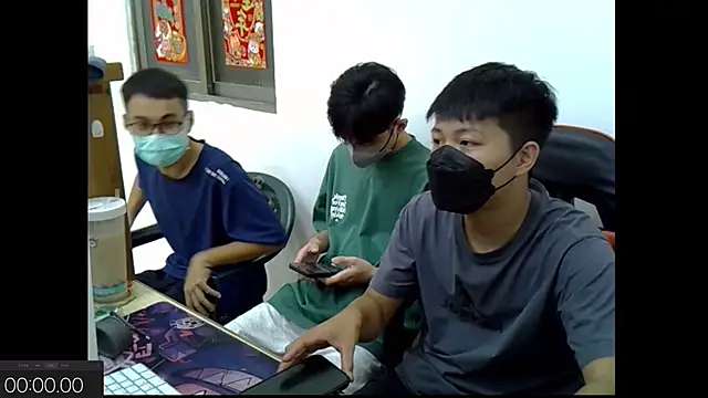 zhu000000 online show from 09-18-25, 04:26