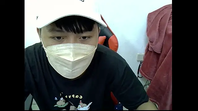 zhu000000 online show from 10-12-25, 09:54