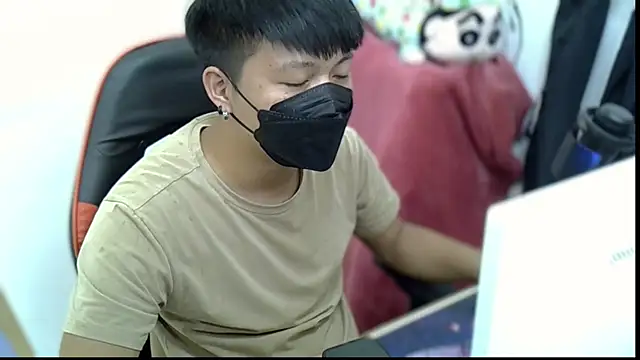 zhu000000 online show from 09-23-25, 06:53