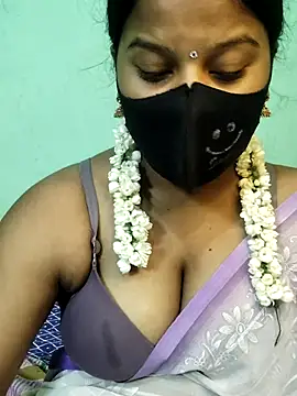 Shneeha le online show from 10-27-25, 06:09