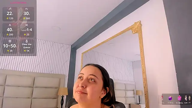 Snapshot of SarahCastro1_ chatting on 07-21-26, 03:52 SarahCastro1 online show from 07-21-26, 03:52