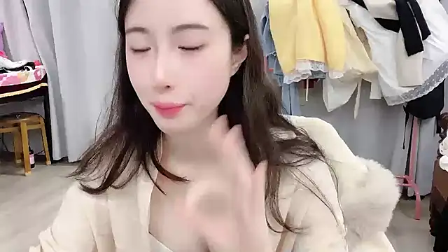 Snapshot of Freya7777 chatting on 10-05-25, 01:13 Freya7777 online show from 10-05-25, 01:13