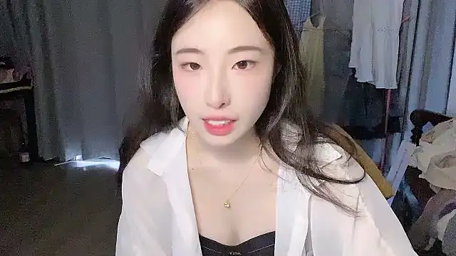 Snapshot of Freya7777 chatting on 09-10-25, 03:05 Freya7777 online show from 09-10-25, 03:05