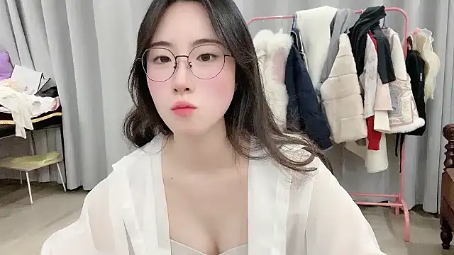 Freya7777 online show from 12-18-25, 02:43