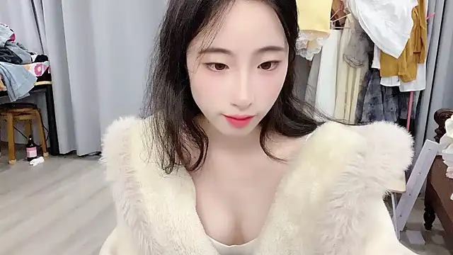 Snapshot of Freya7777 chatting on 09-19-25, 09:46 Freya7777 online show from 09-19-25, 09:46