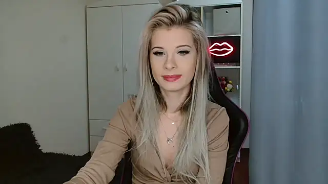 KristineGlow online show from 10-15-25, 07:05