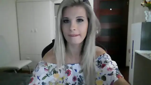 KristineGlow online show from 09-25-25, 08:48