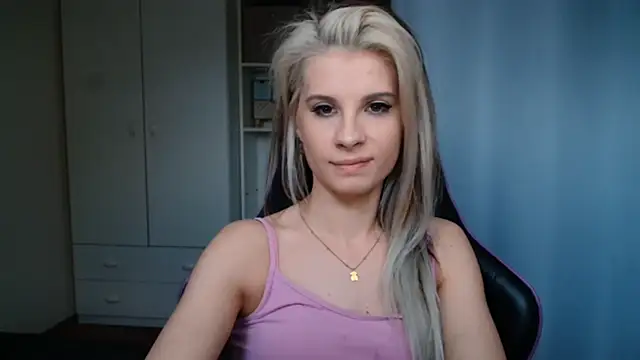 KristineGlow online show from 06-04-26, 06:23