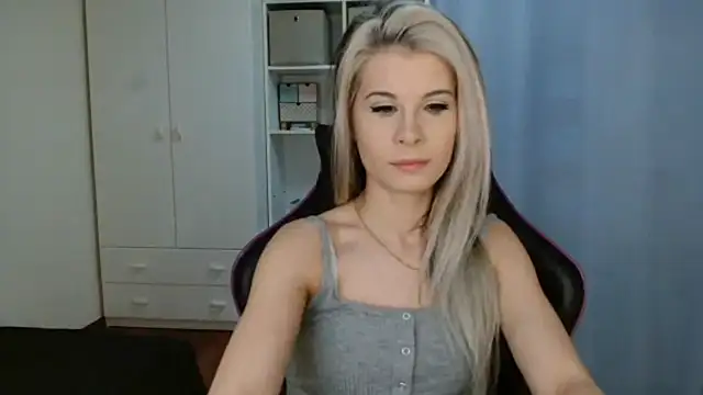 KristineGlow online show from 04-24-26, 06:15