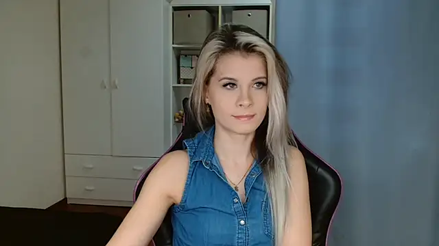 KristineGlow online show from 03-19-26, 07:19