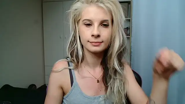 KristineGlow online show from 07-15-26, 02:13