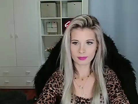 KristineGlow online show from 11-03-25, 03:15