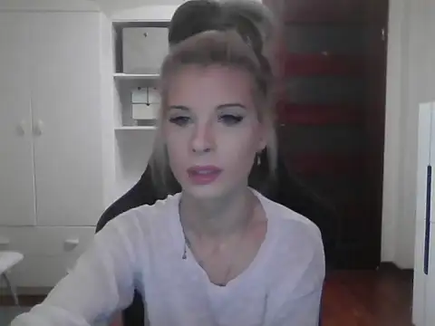 KristineGlow online show from 10-10-25, 06:14