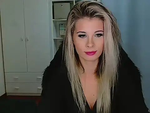 KristineGlow online show from 11-14-25, 04:10