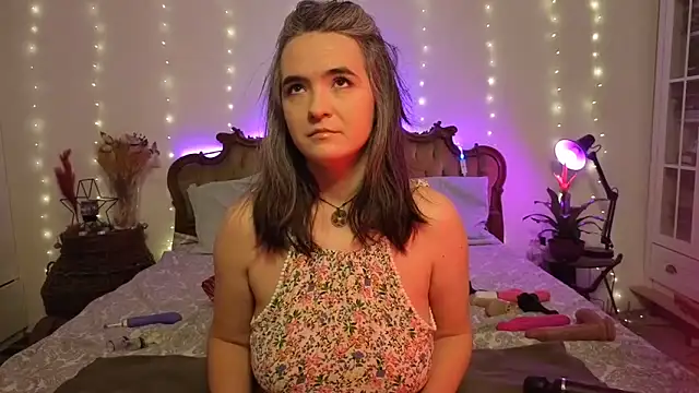 Snapshot of SilkenSin chatting on 03-08-26, 08:50 SilkenSin online show from 03-08-26, 08:50