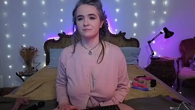 Snapshot of SilkenSin chatting on 03-21-26, 09:19 SilkenSin online show from 03-21-26, 09:19