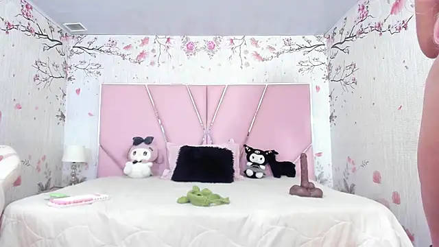 SafiroAgataaa online show from 03-28-26, 02:45