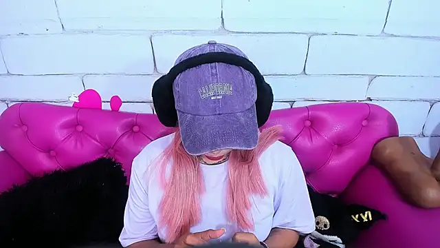 SafiroAgataaa online show from 09-30-25, 12:16