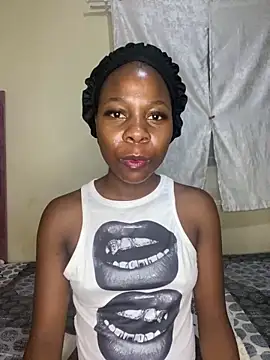 Crazyqueenxxx online show from 12-18-25, 11:52