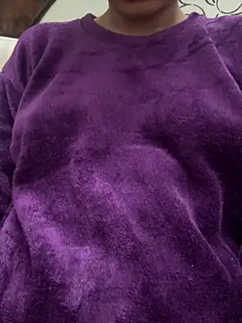 Snapshot of HeerStd chatting on 12-16-25, 08:29 HeerStd online show from 12-16-25, 08:29