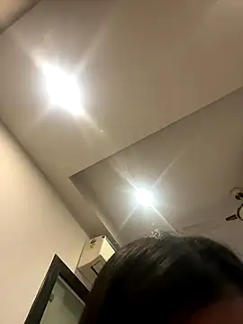 Snapshot of HeerStd chatting on 01-08-26, 11:05 HeerStd online show from 01-08-26, 11:05