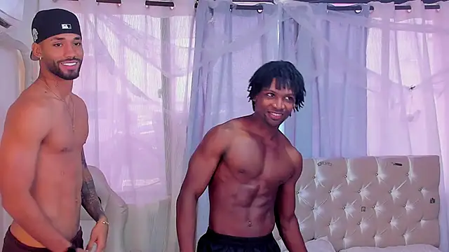 Snapshot of tau_montes chatting on 10-15-25, 04:48 tau montes online show from 10-15-25, 04:48