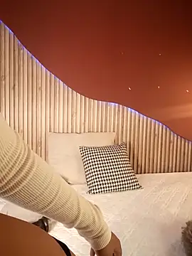 Nina Kinky online show from 11-08-25, 12:52