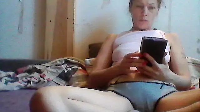 Snapshot of Milana38 chatting on 07-01-26, 08:47 Milana38 online show from 07-01-26, 08:47
