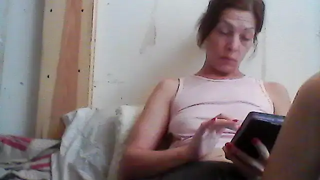 Snapshot of Milana38 chatting on 07-06-26, 03:25 Milana38 online show from 07-06-26, 03:25