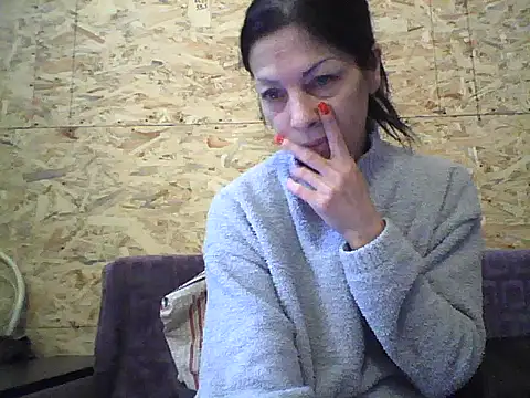 Snapshot of Milana38 chatting on 10-21-25, 07:08 Milana38 online show from 10-21-25, 07:08
