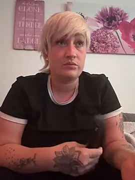 Rozendefotz online show from 04-11-26, 05:49